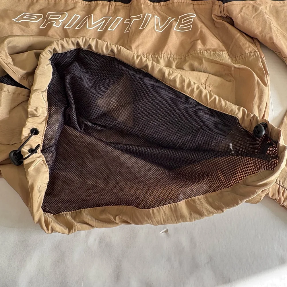 Men's Primitive Gold Pack Levels Anorak Jacket size medium gold black pullover